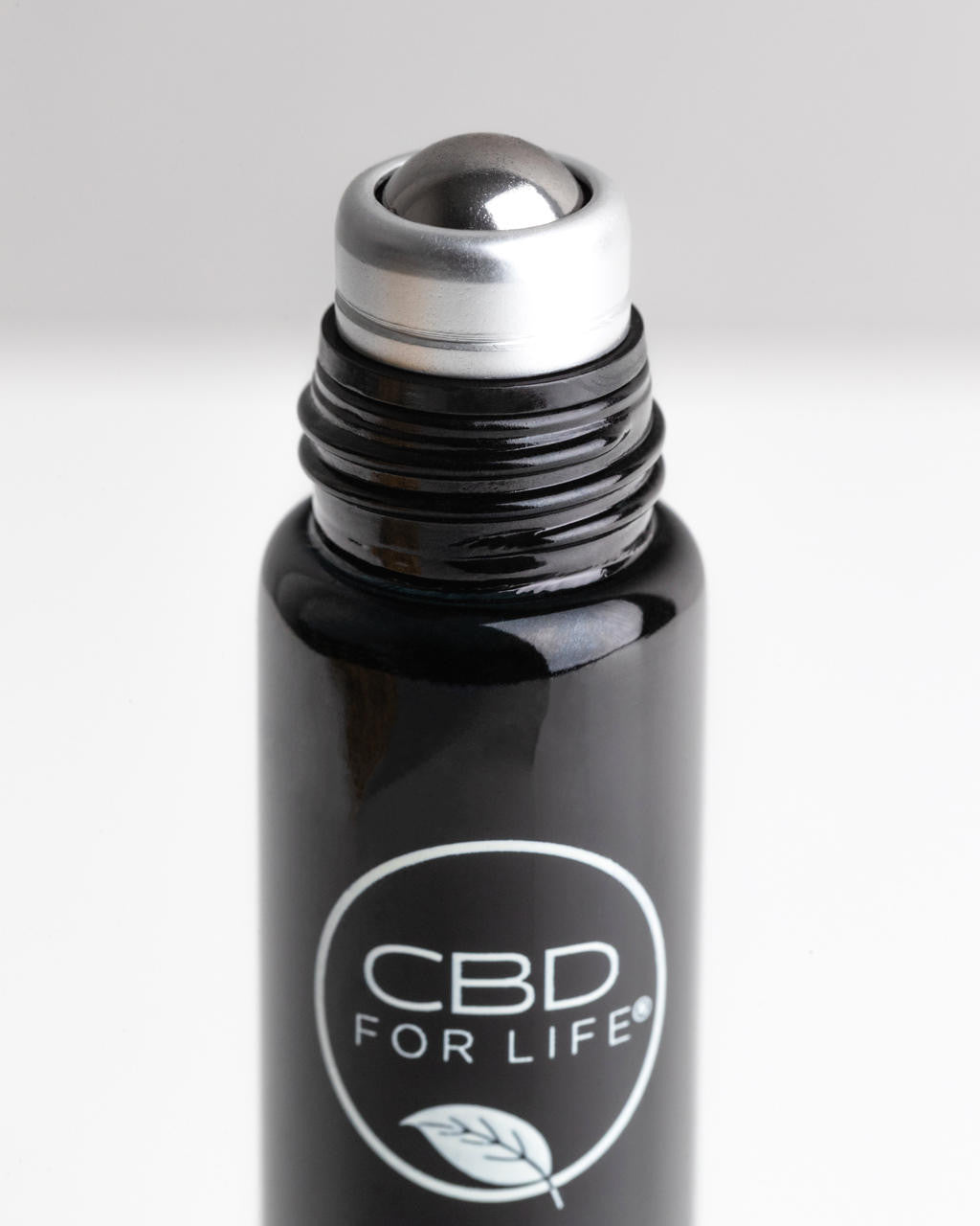 Our CBD roll-on oils are ideal for targeting areas of discomfort, pain, or soreness. You can buy CBD roll-on oils from our website and get them delivered to your door.