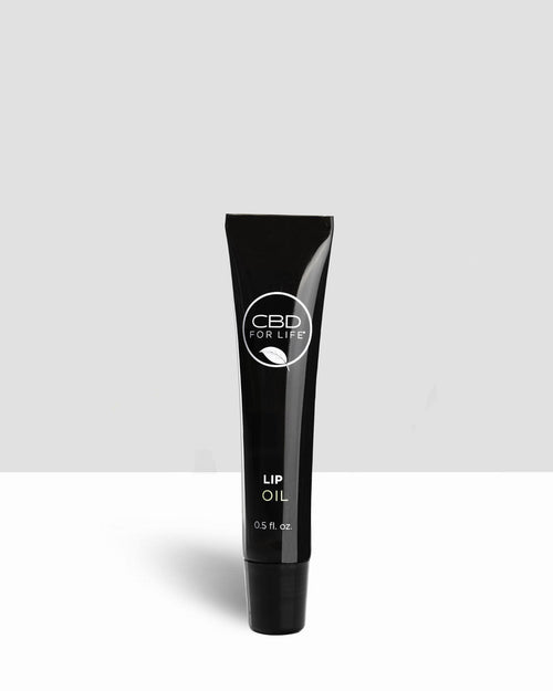 Hello hydrated lips. Created with shea butter, coconut oil, and CBD, our Highest Shine Lip Oil blankets the lips in comforting hydration. The inclusion of additional skin-conditioning oils helps to create its lustrous finish